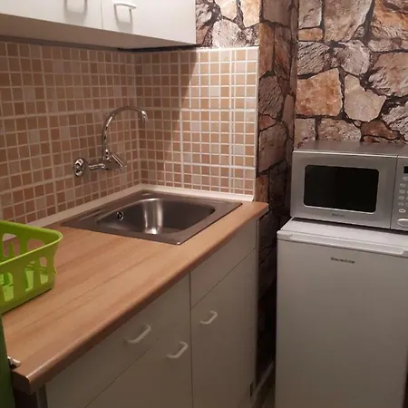 Greenapartman Apartment
